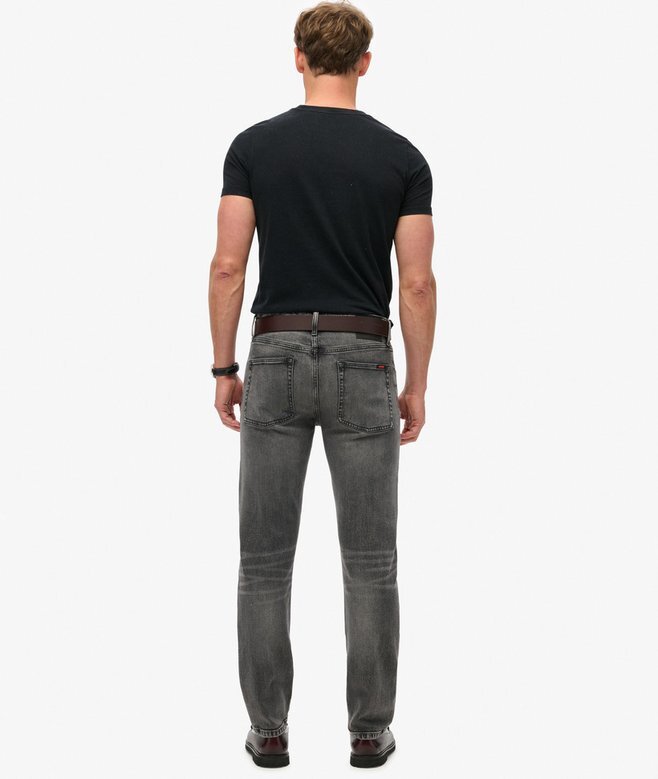 Vintage Slim Straight Jeans aus Organic Cotton Vintage Slim Straight Jeans aus Organic Cotton