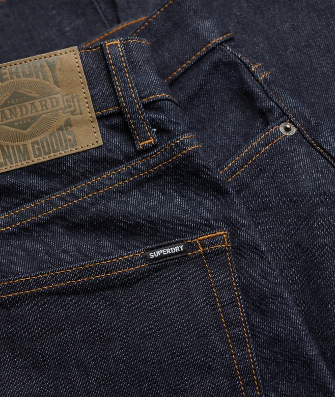 Vintage Slim Straight Jeans aus Organic Cotton Vintage Slim Straight Jeans aus Organic Cotton