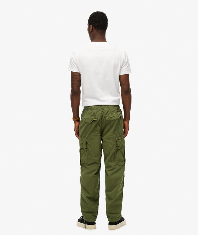 Weite Fallschirmhose Weite Fallschirmhose