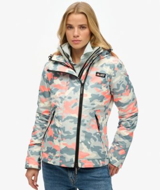 Windjacke mit Kapuze für den Berg