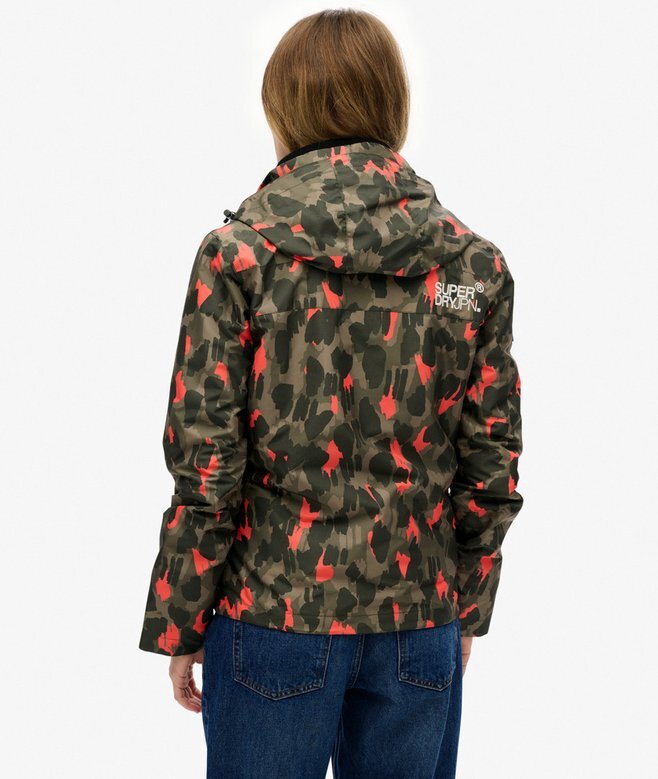Windjacke mit Kapuze für den Berg Windjacke mit Kapuze für den Berg